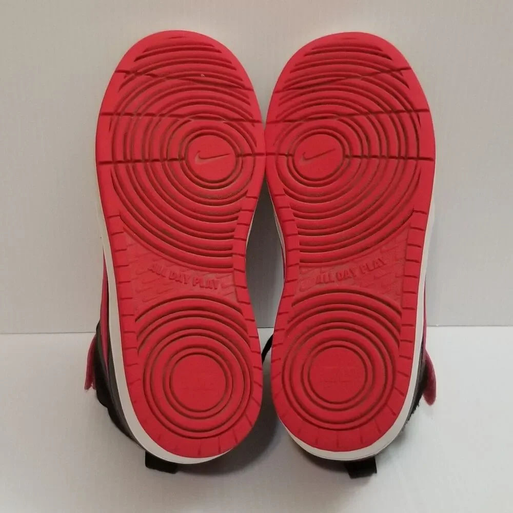 Nike boys court